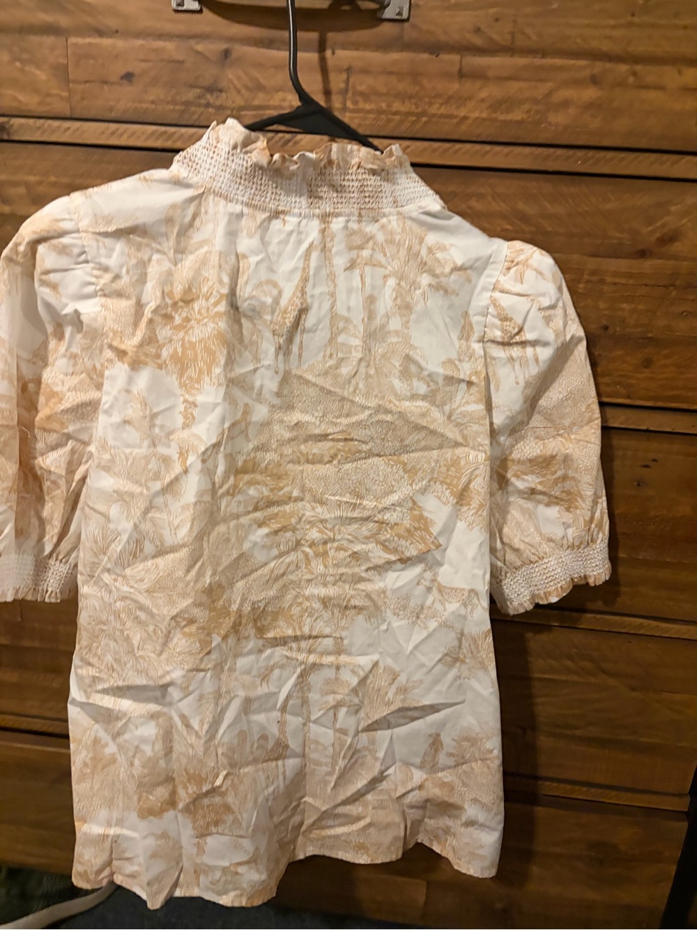 crown & ivy White and Tan Floral Smocked Neck Puff Sleeve Top